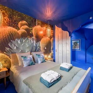  Appartement Luxury Jardin Majorelle Paris Orly Avec Jacuzzi